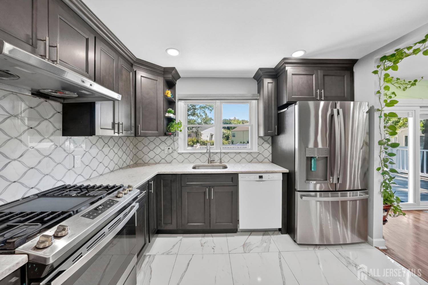 59 Eden Avenue Edison NJ 08817