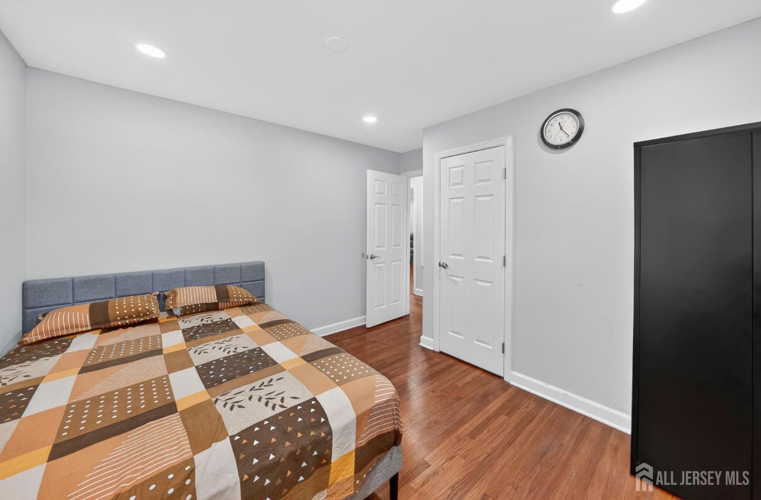 59 Eden Avenue Edison NJ 08817