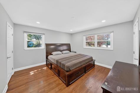 59 Eden Avenue Edison NJ 08817