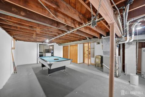 59 Eden Avenue Edison NJ 08817