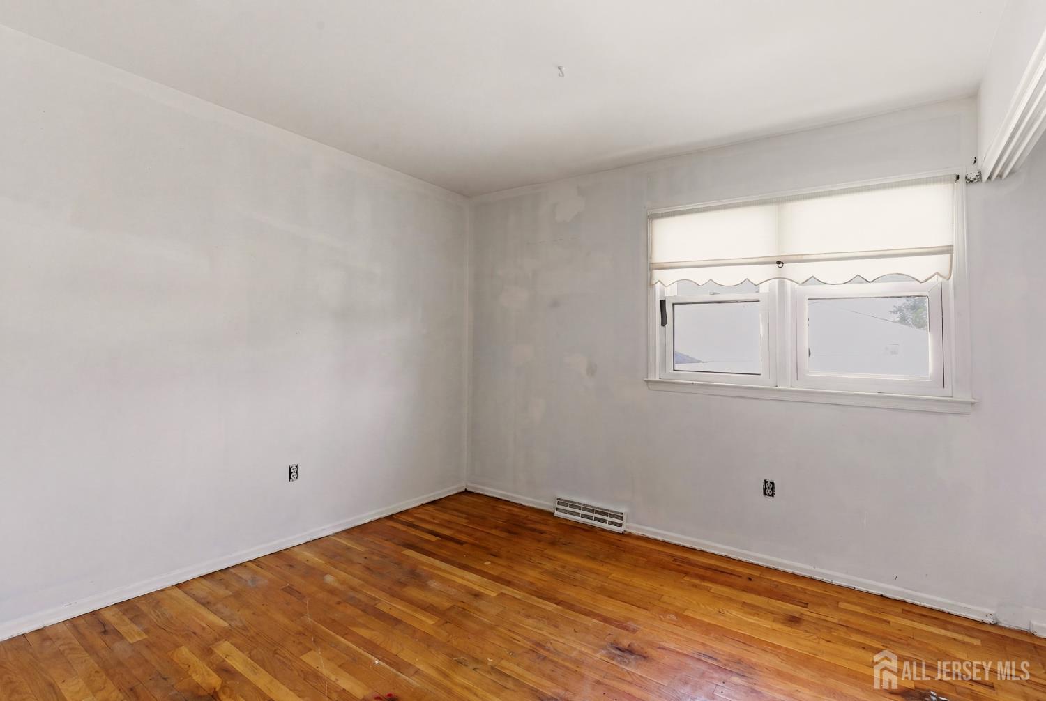 9 Camelot Court Manalapan NJ 07726
