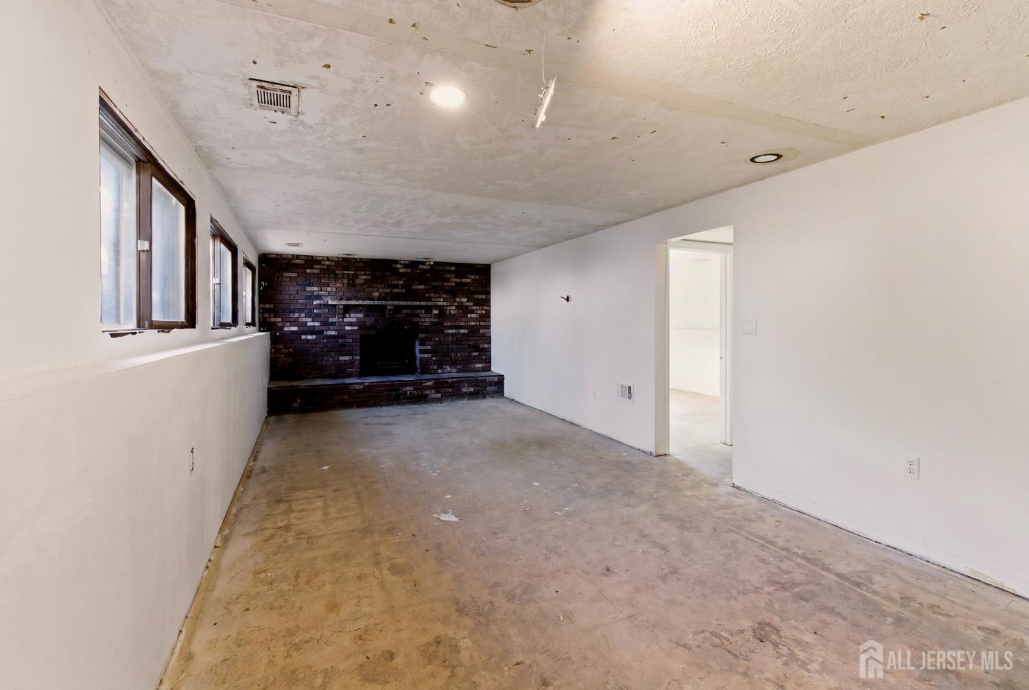 9 Camelot Court Manalapan NJ 07726