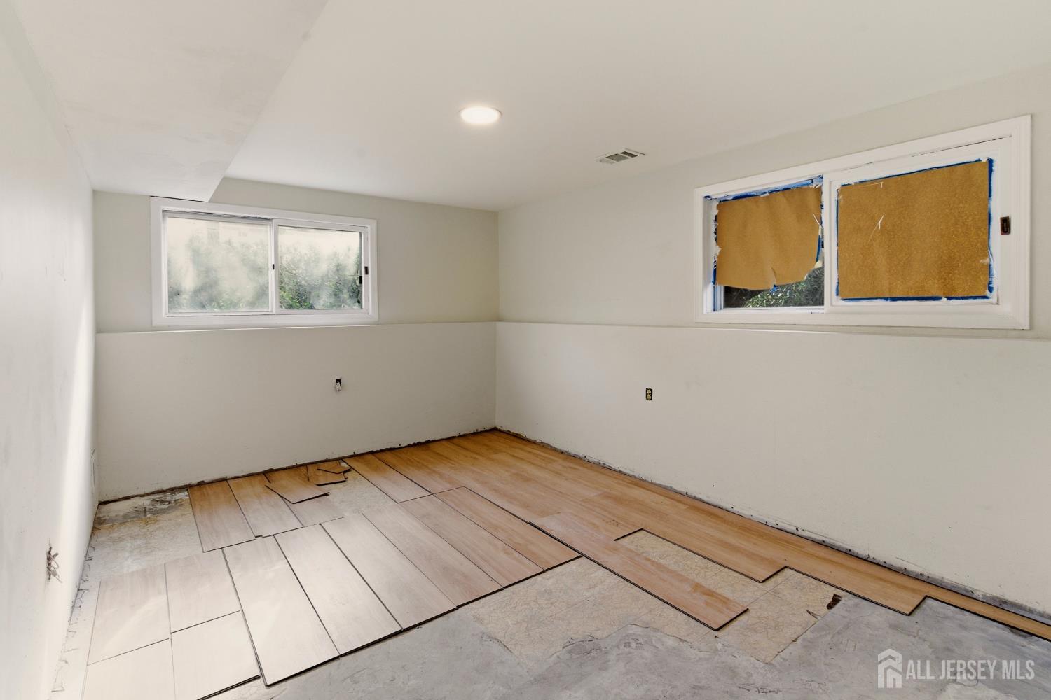 9 Camelot Court Manalapan NJ 07726