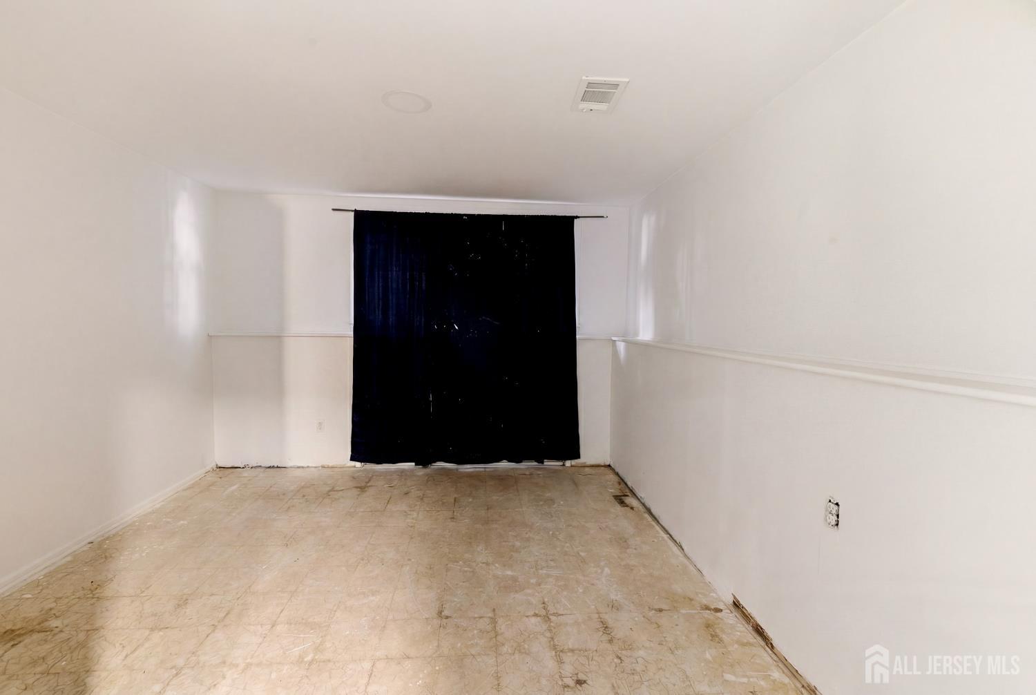 9 Camelot Court Manalapan NJ 07726