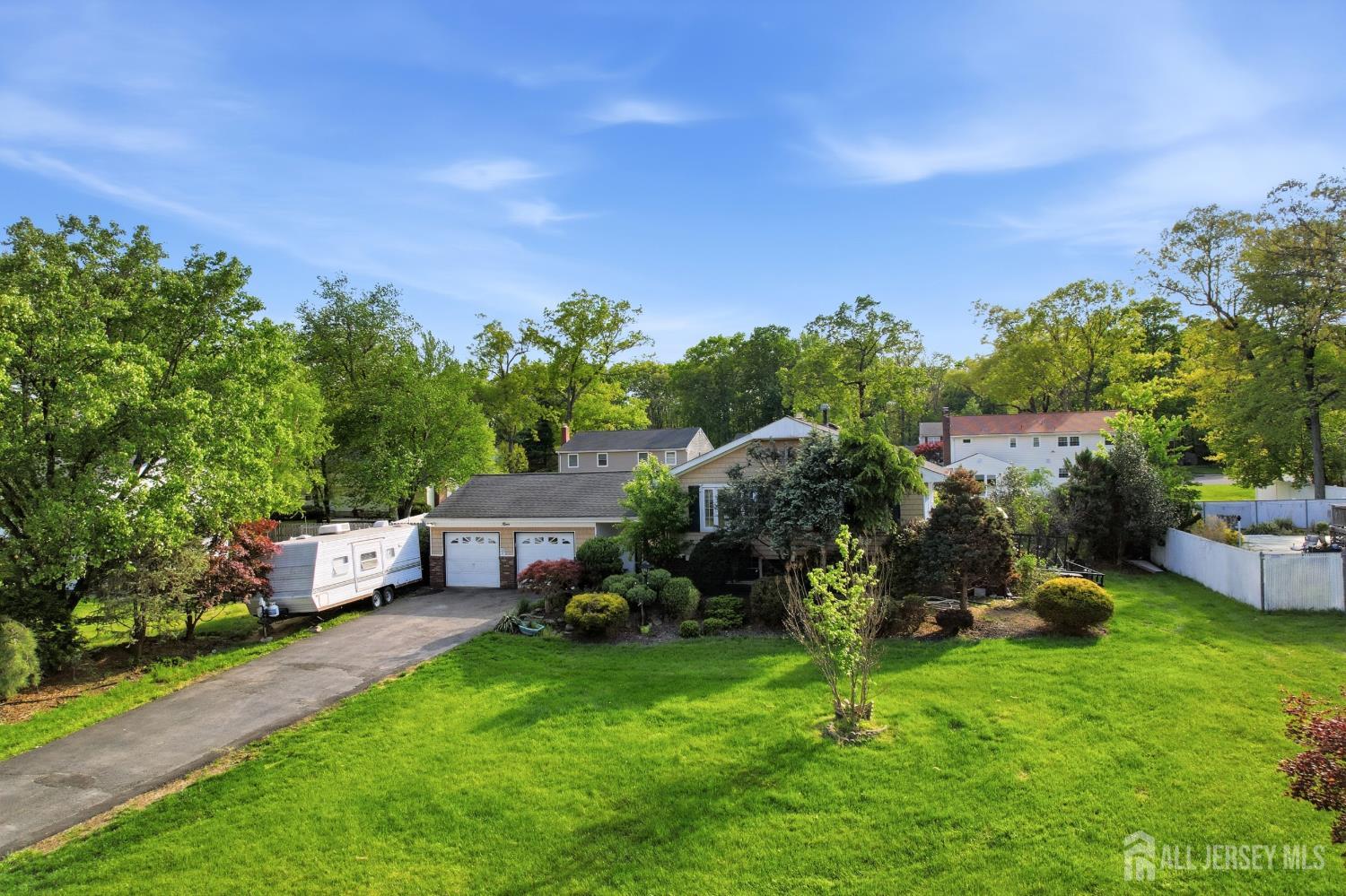 9 Camelot Court Manalapan NJ 07726