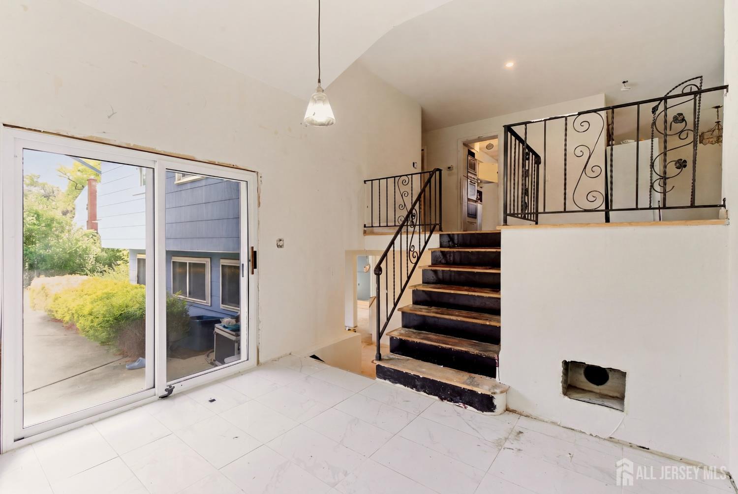 9 Camelot Court Manalapan NJ 07726