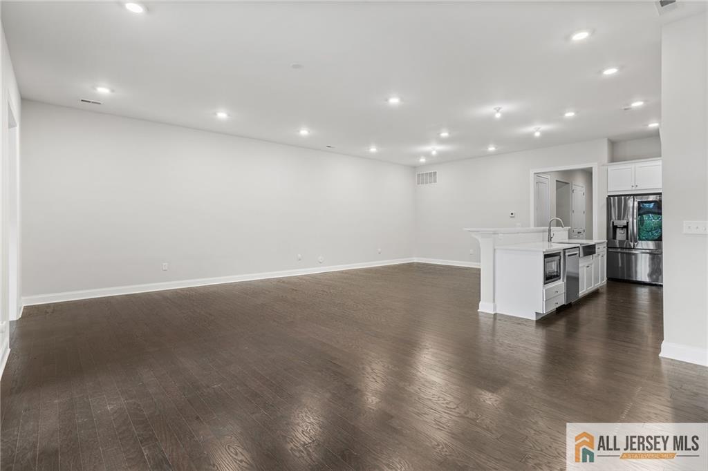 38 Hamilton Drive Cranbury NJ 08512