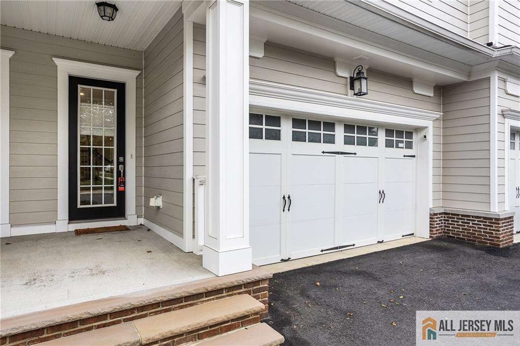 38 Hamilton Drive Cranbury NJ 08512