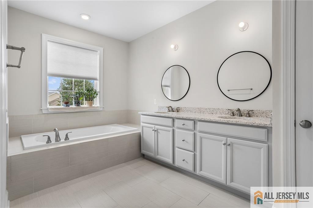38 Hamilton Drive Cranbury NJ 08512