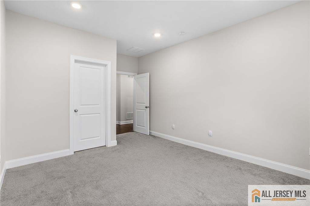38 Hamilton Drive Cranbury NJ 08512
