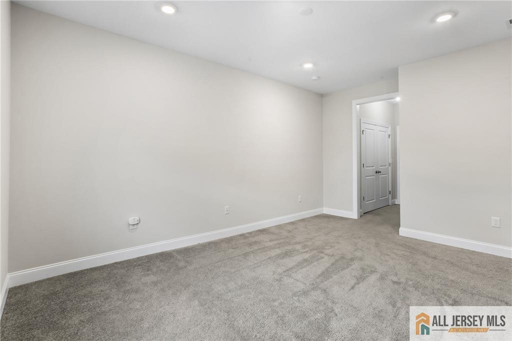 38 Hamilton Drive Cranbury NJ 08512