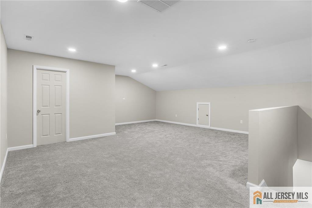 38 Hamilton Drive Cranbury NJ 08512