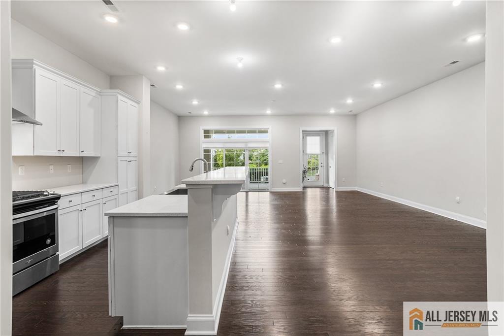 38 Hamilton Drive Cranbury NJ 08512