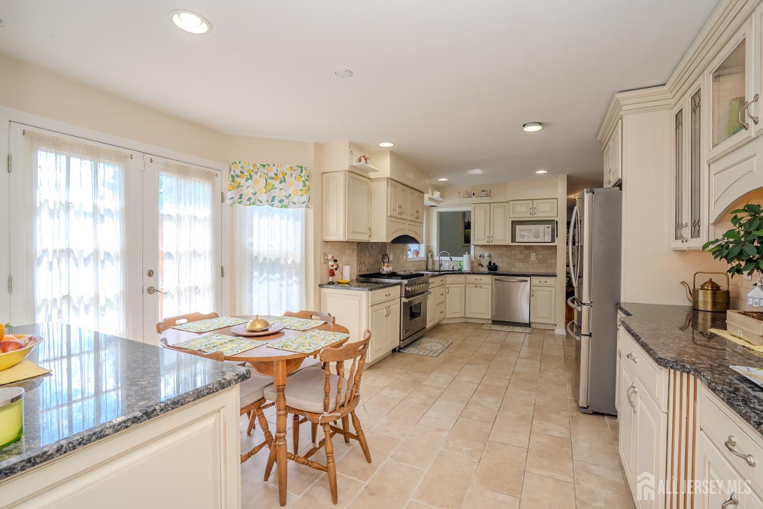 23-E Kincaid Drive West Windsor NJ 08550