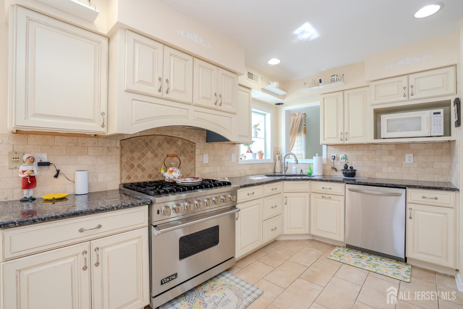 23-E Kincaid Drive West Windsor NJ 08550