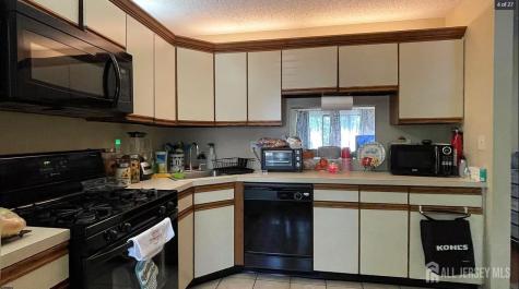 215 Patriots Court Galloway NJ 08205