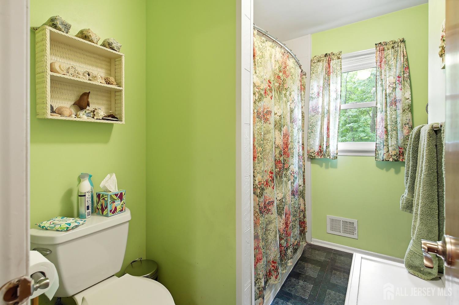 39 Mcfadden Drive Monroe NJ 08831