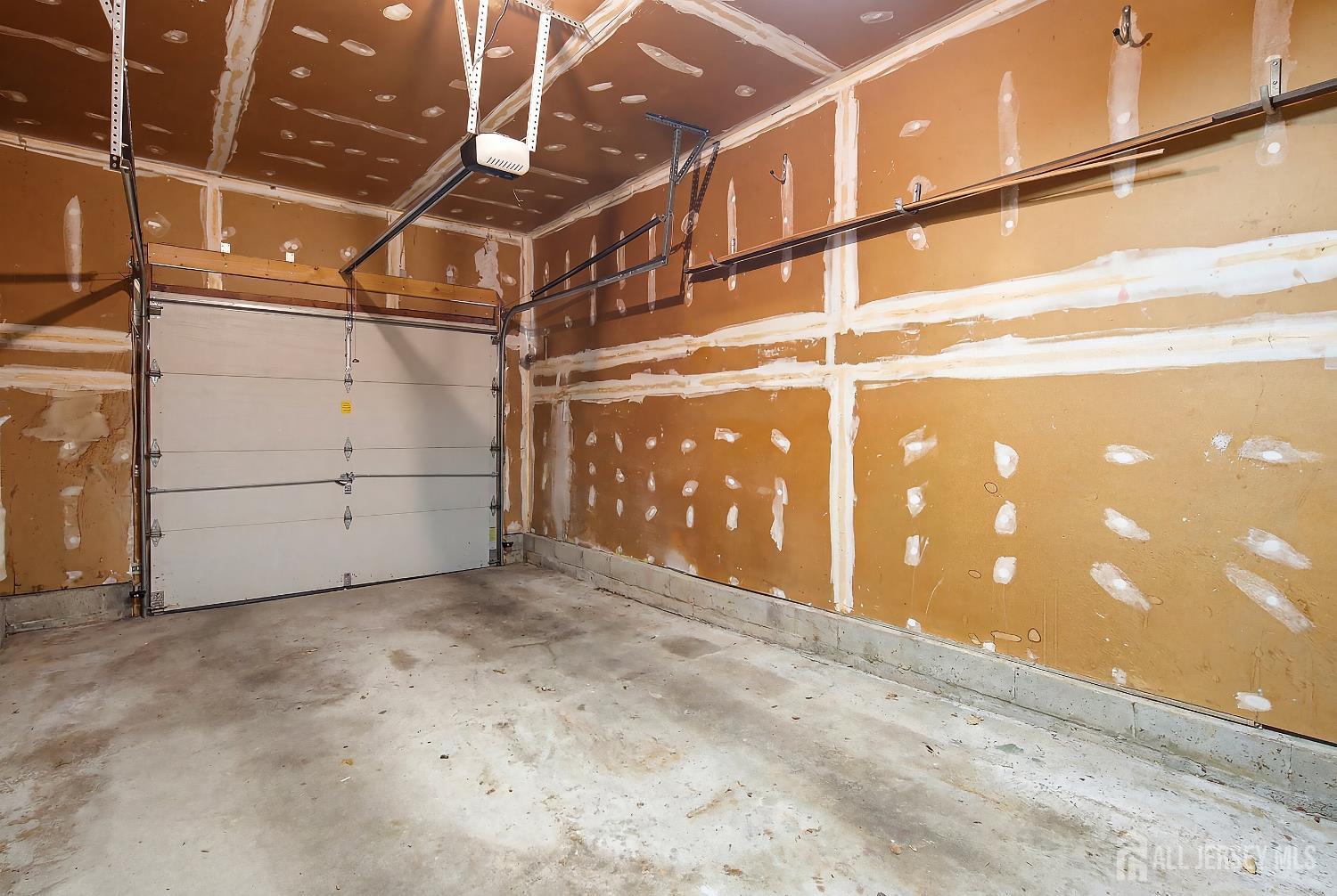 39 Mcfadden Drive Monroe NJ 08831