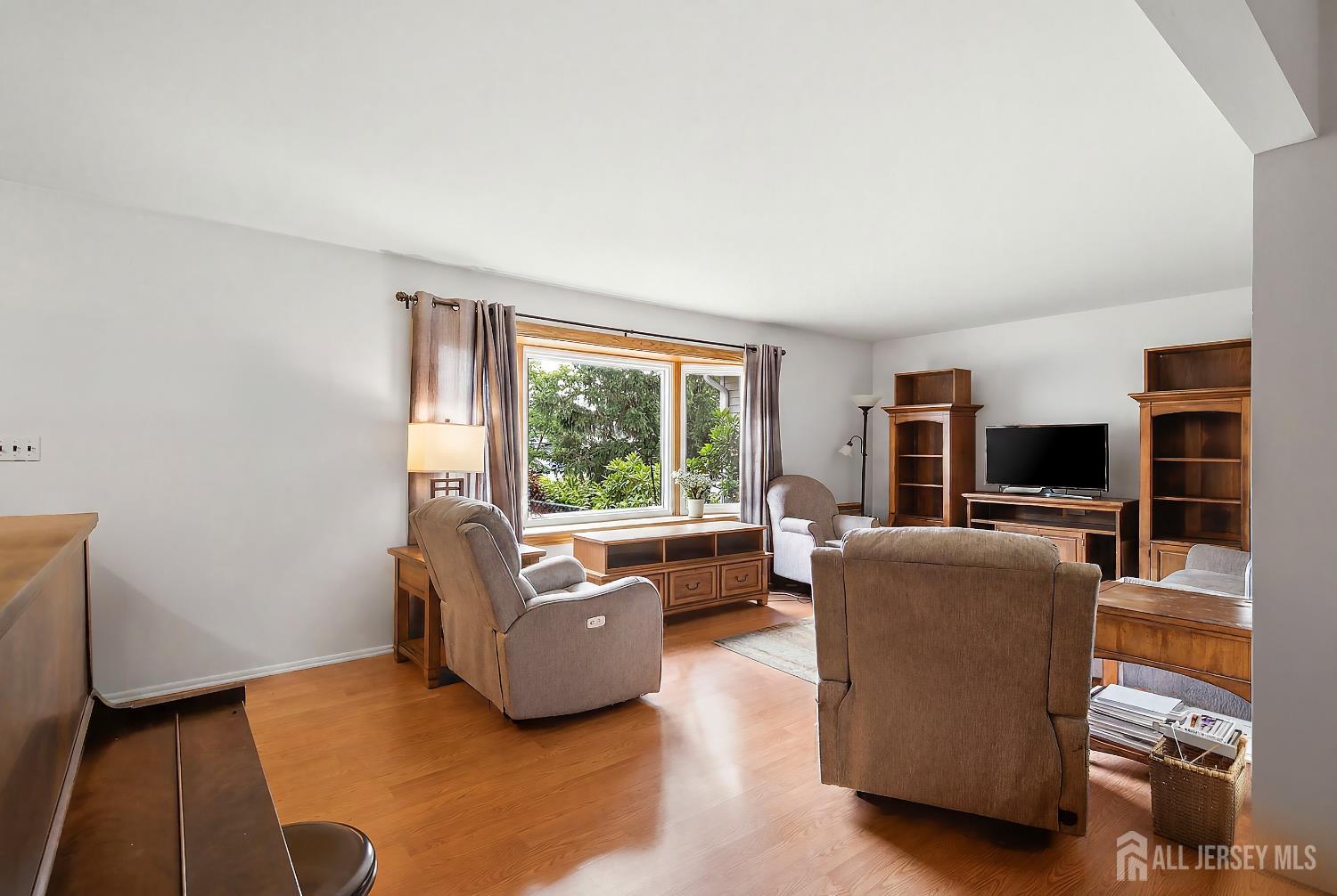 39 Mcfadden Drive Monroe NJ 08831