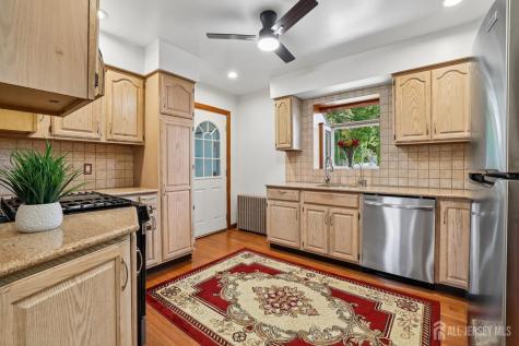 304 Green Street Woodbridge Proper NJ 07095