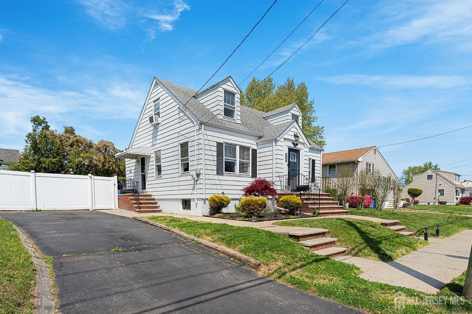 585 Bamford Avenue Middlesex NJ 07095