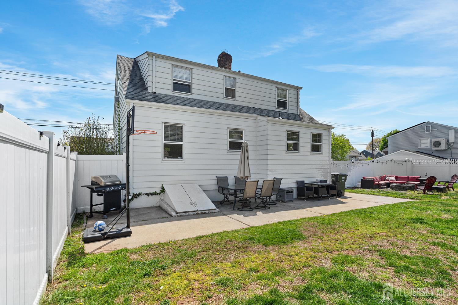 585 Bamford Avenue Middlesex NJ 07095
