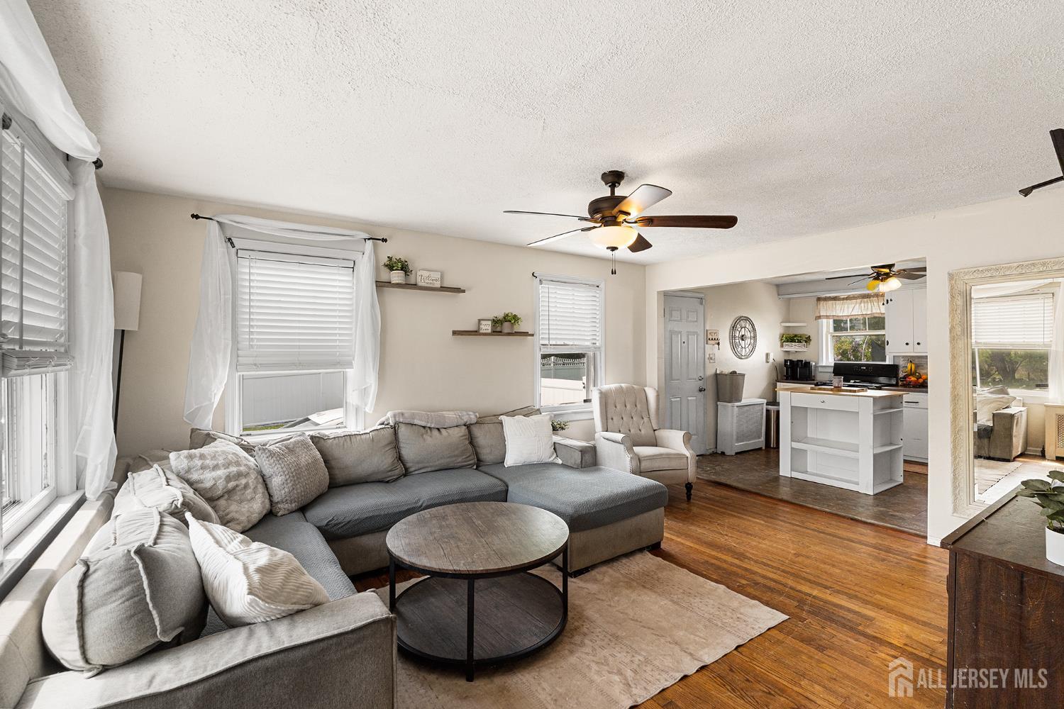 585 Bamford Avenue Middlesex NJ 07095