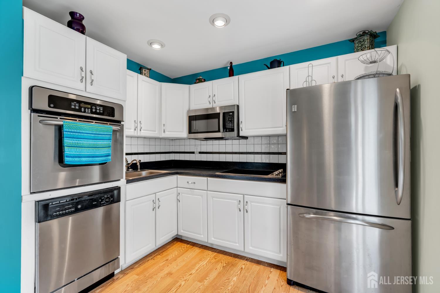 23 Albert Drive Old Bridge NJ 08857
