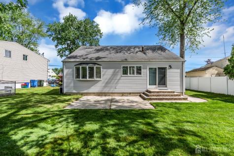 23 Albert Drive Old Bridge NJ 08857