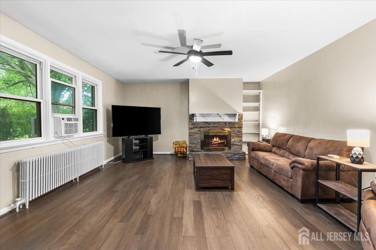 4 Orchard Avenue Bordentown Twp NJ 08505