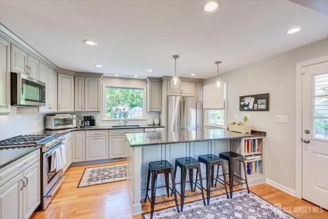 47 Orchard Avenue Metuchen NJ 08840