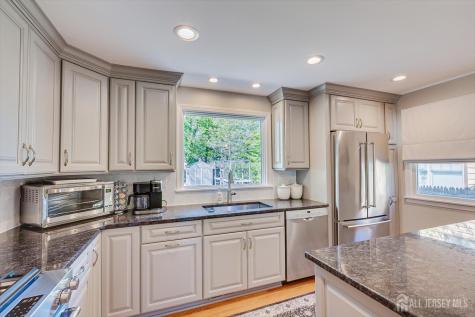 47 Orchard Avenue Metuchen NJ 08840