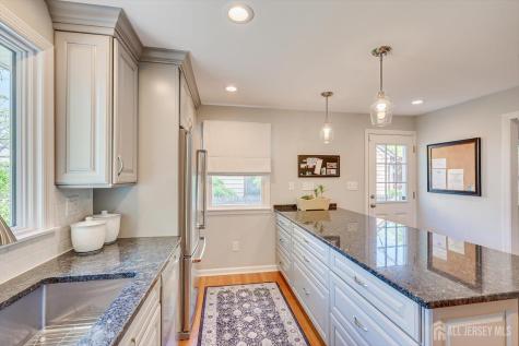 47 Orchard Avenue Metuchen NJ 08840