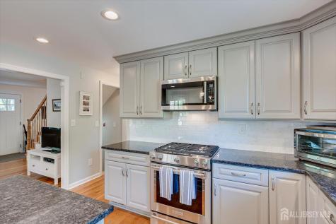 47 Orchard Avenue Metuchen NJ 08840