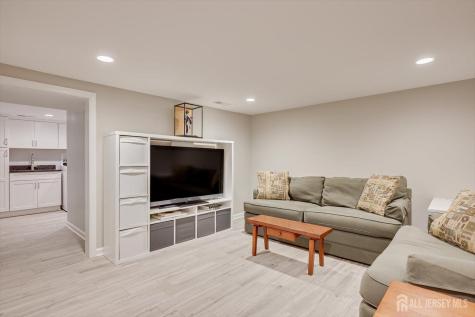 47 Orchard Avenue Metuchen NJ 08840