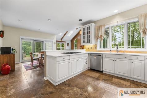 1 Woodland Drive Plainsboro NJ 08512
