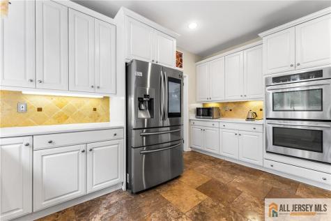 1 Woodland Drive Plainsboro NJ 08512