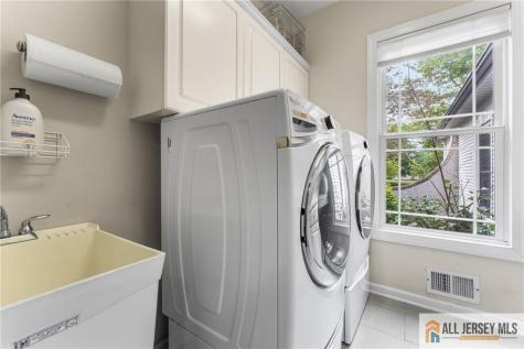 1 Woodland Drive Plainsboro NJ 08512