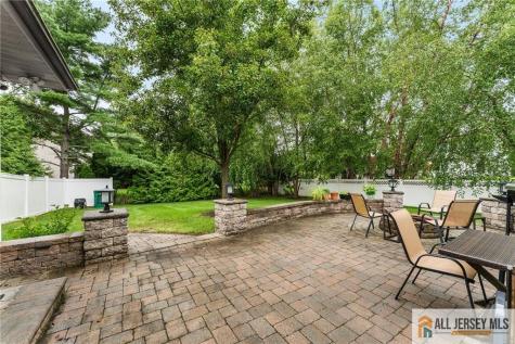 1 Woodland Drive Plainsboro NJ 08512