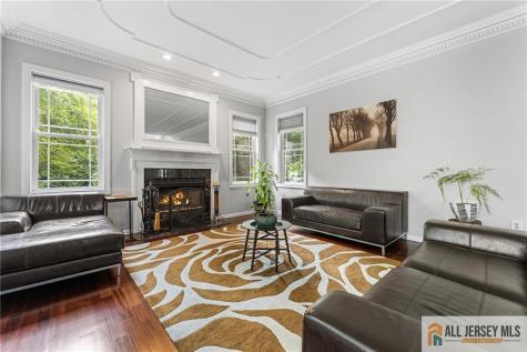 1 Woodland Drive Plainsboro NJ 08512