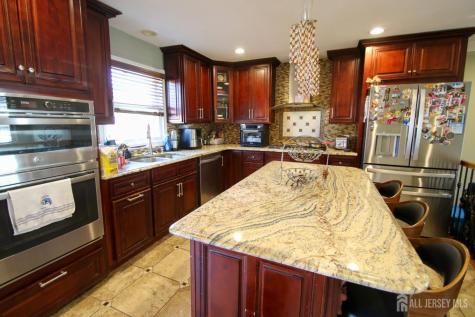 199 E Arthur Place Iselin NJ 08830