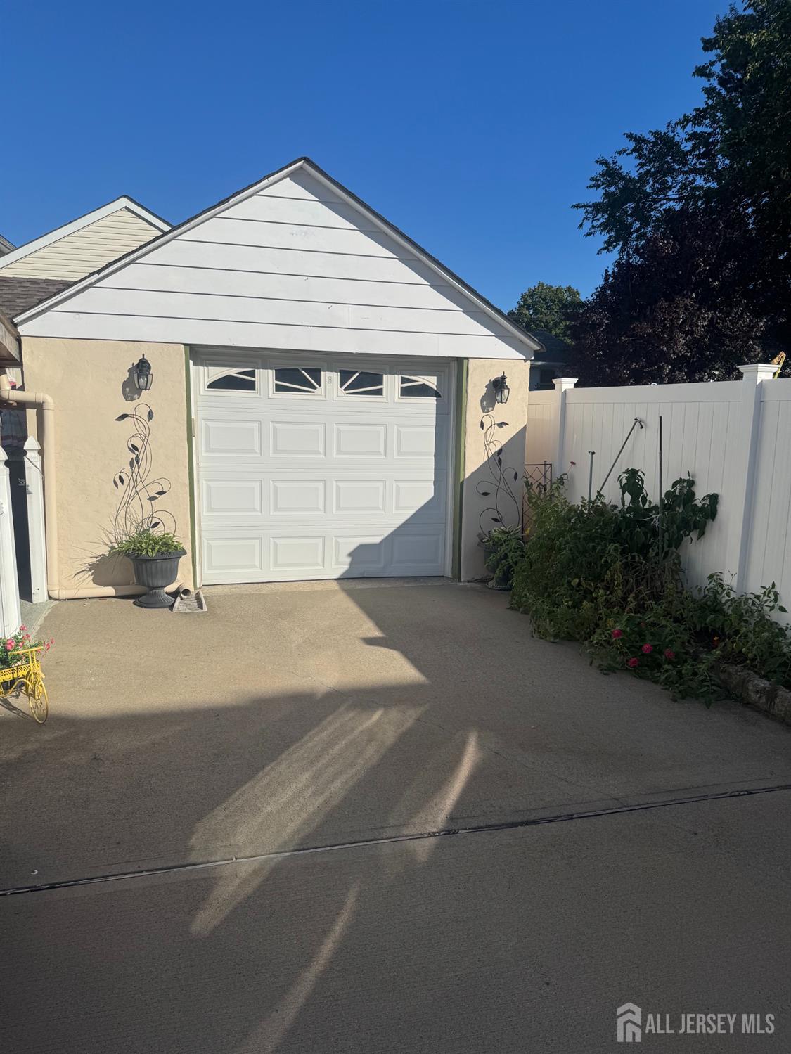 692 Hanson Avenue Perth Amboy NJ 08861
