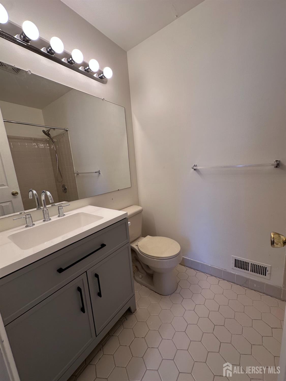 67 Goodwin Drive North Brunswick NJ 08902