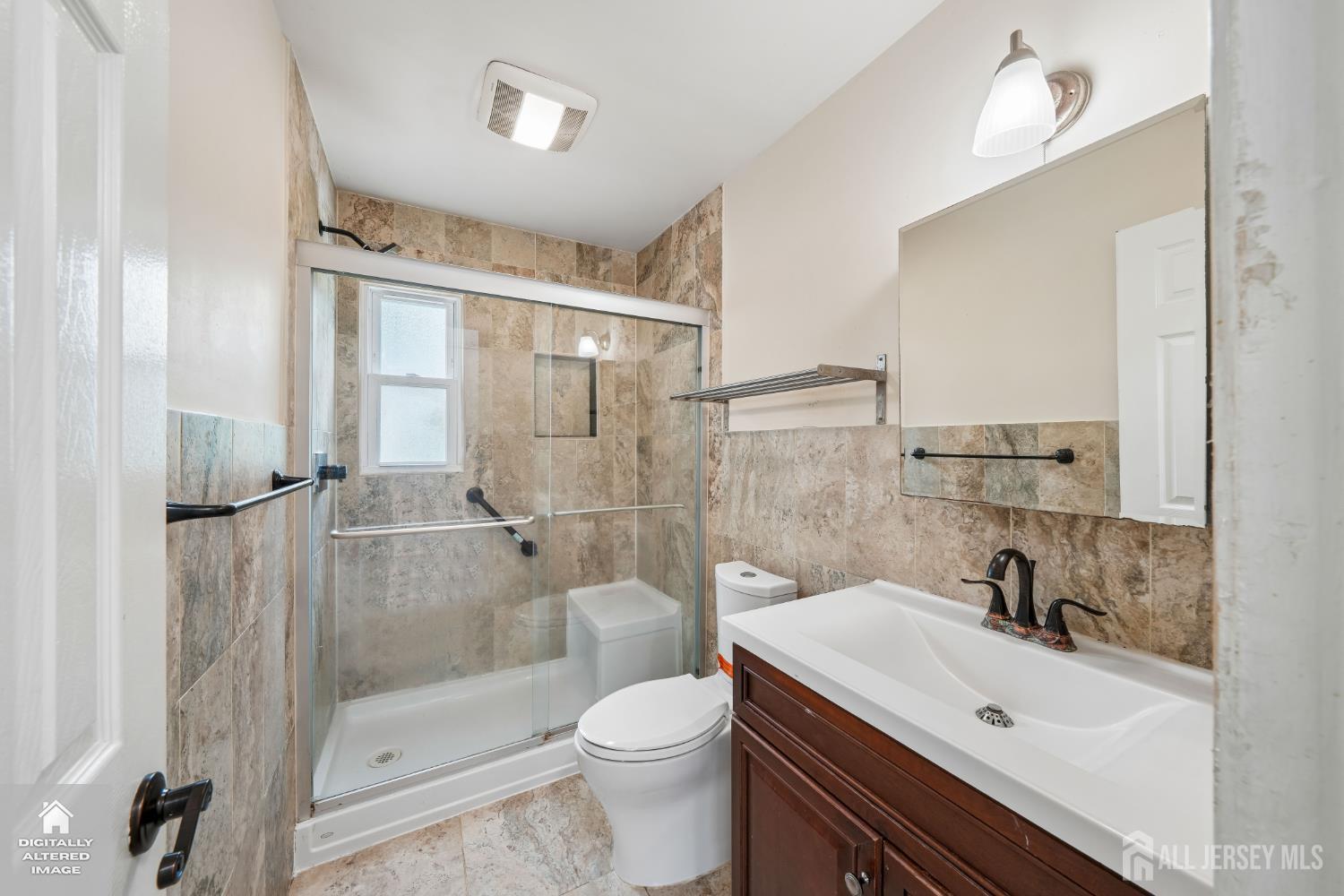 23 W Henry Place Iselin NJ 08830