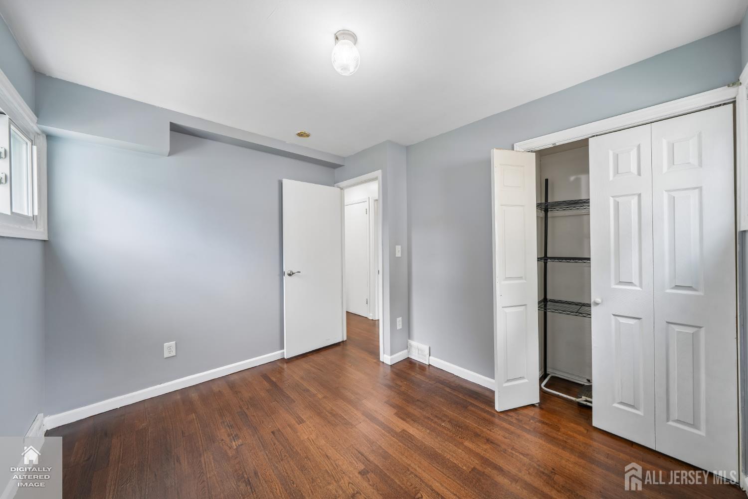 23 W Henry Place Iselin NJ 08830