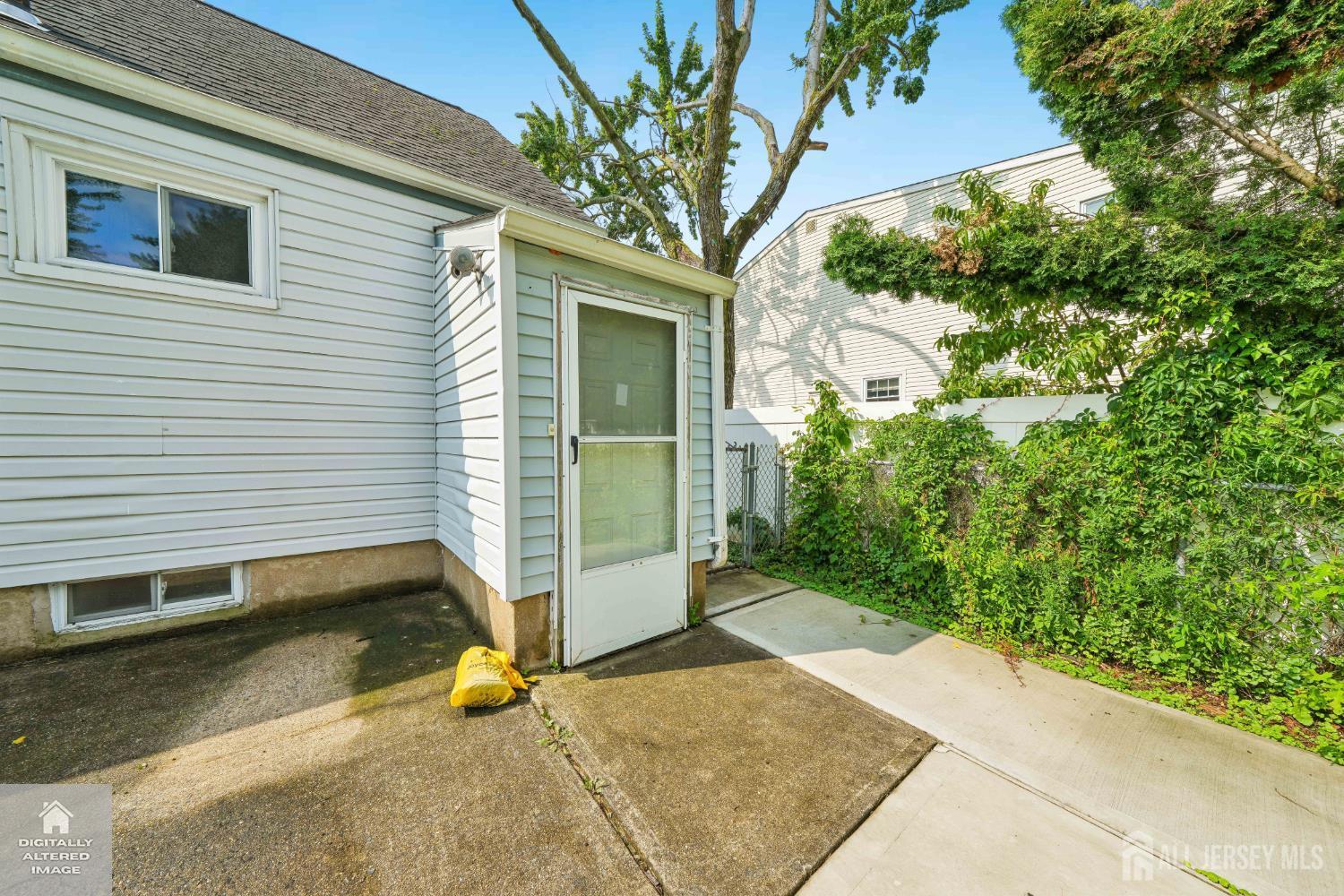 23 W Henry Place Iselin NJ 08830