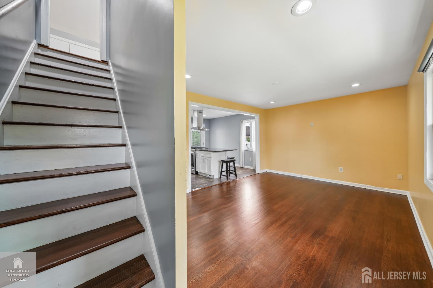 23 W Henry Place Iselin NJ 08830