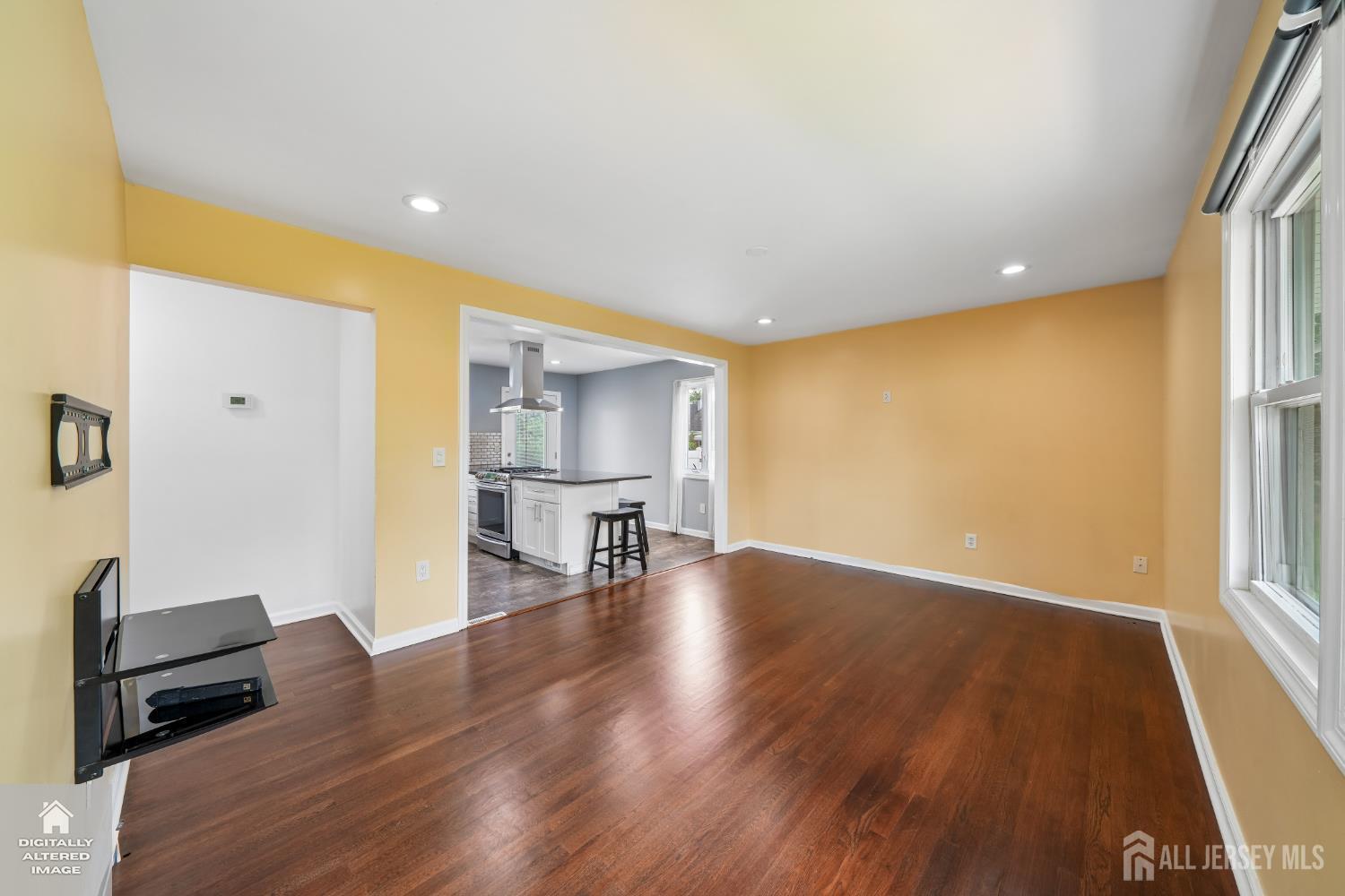 23 W Henry Place Iselin NJ 08830