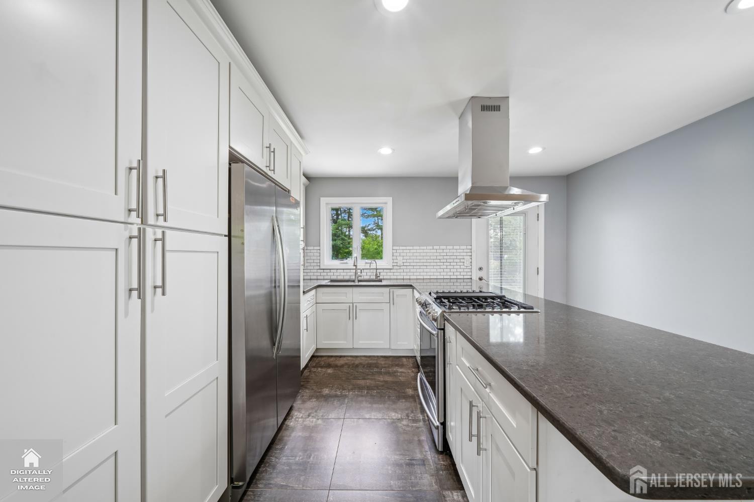 23 W Henry Place Iselin NJ 08830