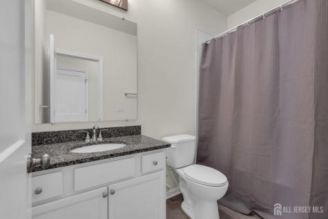 734 Station Road Dunellen NJ 08812